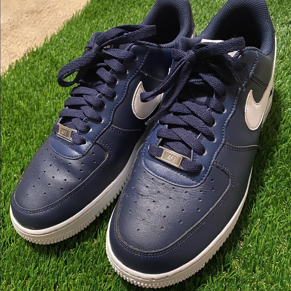 Nike Air Force 1 ‘07 (Navy, Men’s 8.5) NWOT
